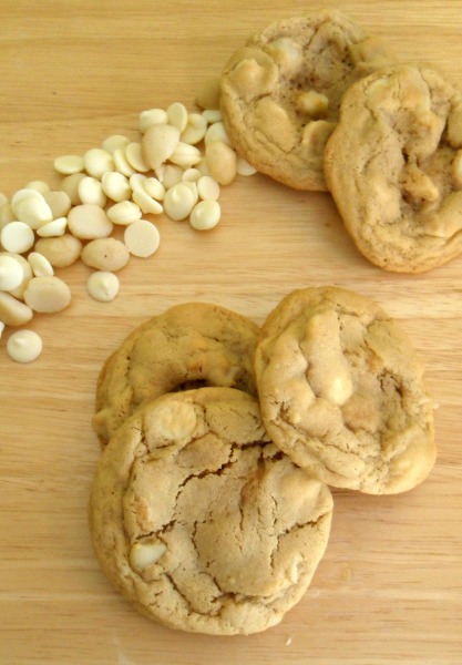 white choc macadamia nut cookies